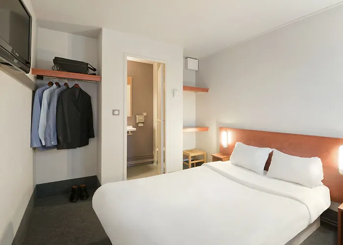 Valence Nord Hotel 2*