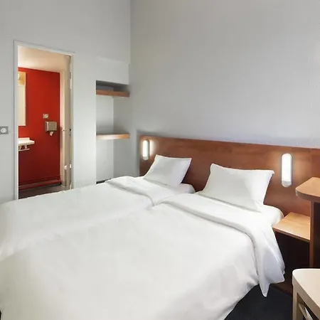 Valence Nord Hotell 2*